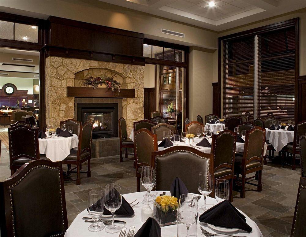 Sheraton Duluth Hotel Restaurant photo